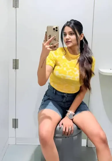 Call Girls Janakpuri